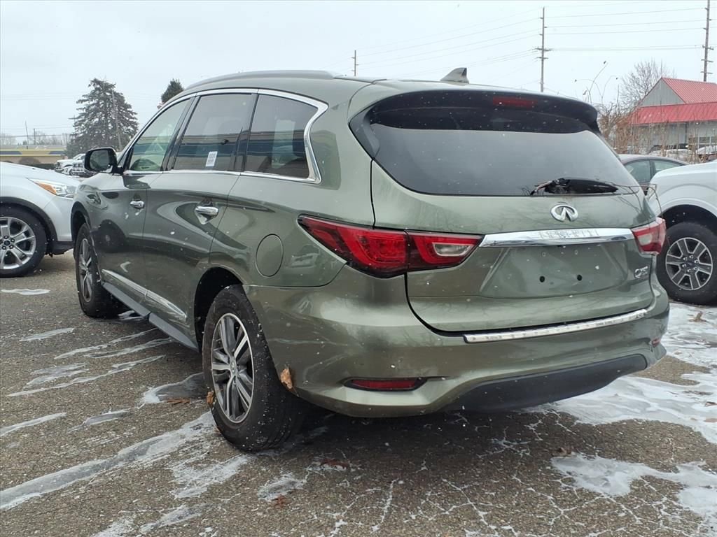 Used 2017 INFINITI QX60 AWD w/ Premium Package image 6