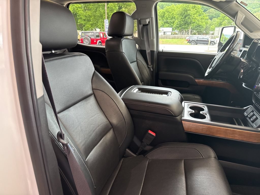Used 2016 Chevrolet Silverado 3500 LTZ w/ Duramax Plus Package AWD/4WD image 22