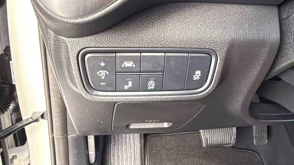 Used 2022 Kia Soul LX w/ Technology Package FWD image 37