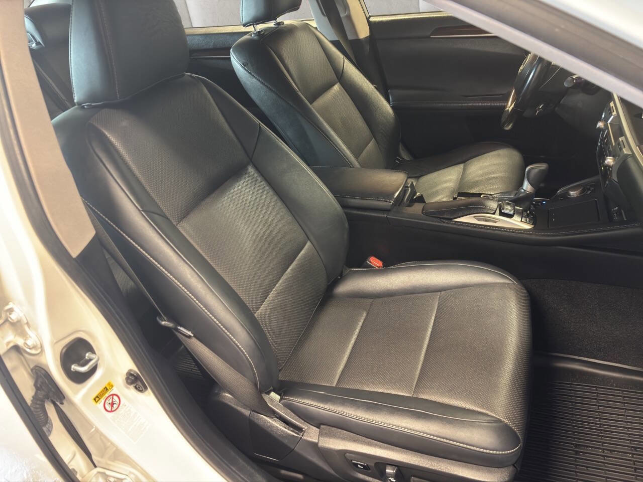Used 2016 Lexus ES 350 w/ Navigation System Package FWD image 14