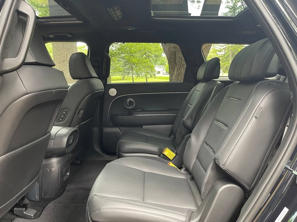 New 2026 Hyundai Palisade Calligraphy AWD/4WD image 11