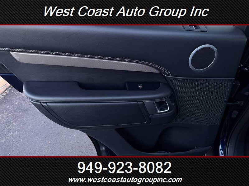 Used 2020 Land Rover Discovery HSE image 19
