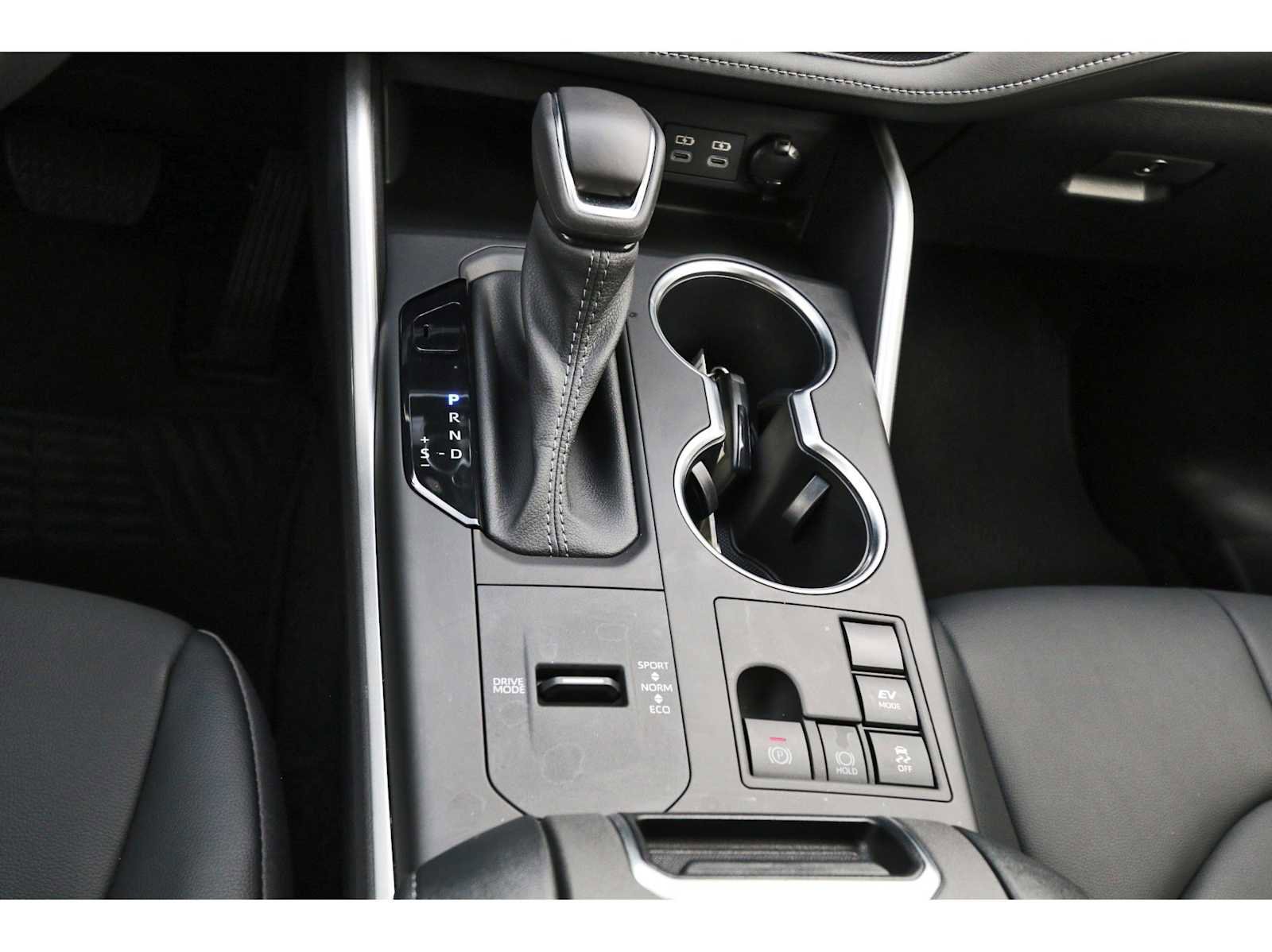 Used 2023 Toyota Highlander XLE image 26