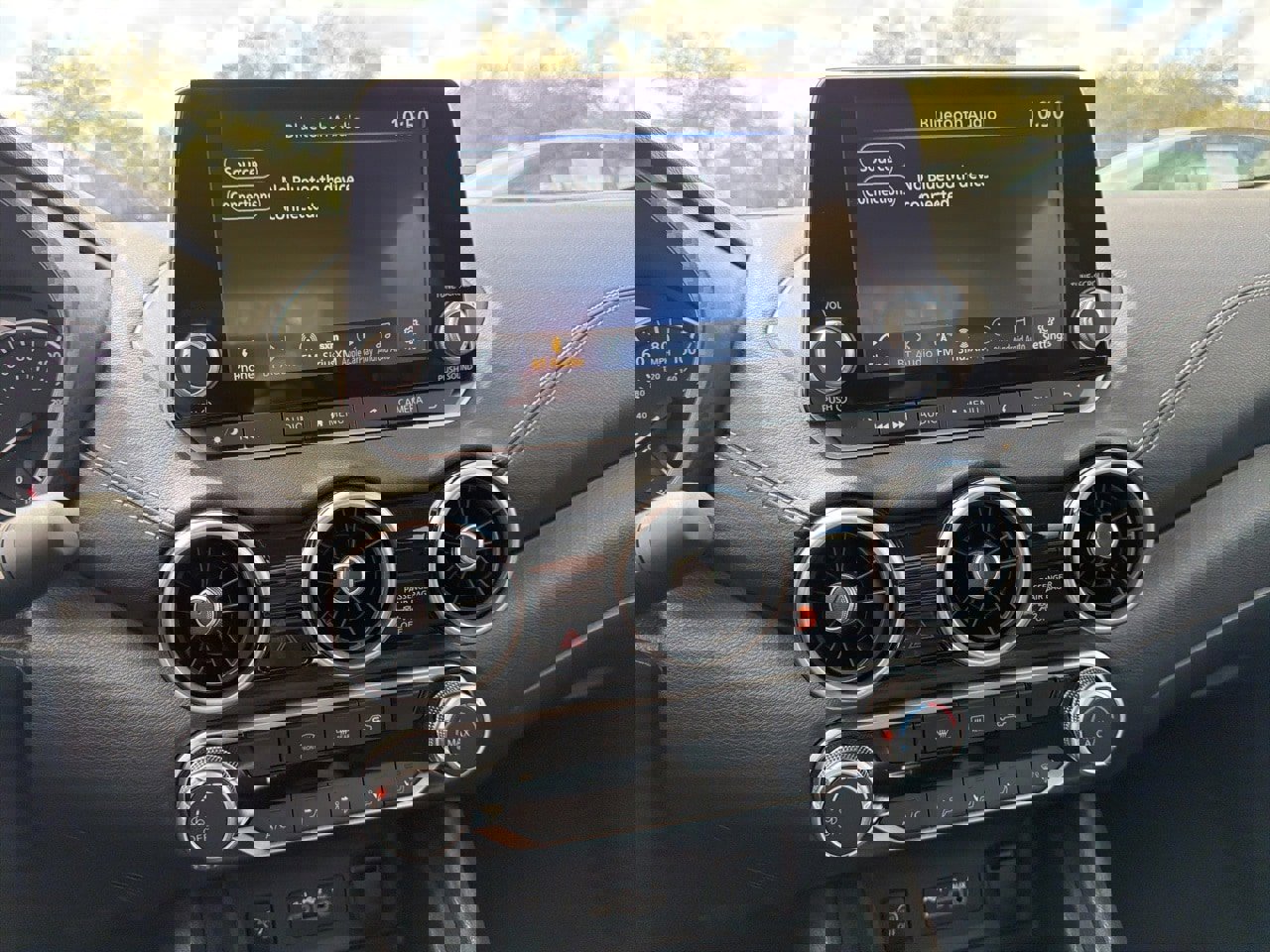 Used 2025 Nissan Sentra SV image 13