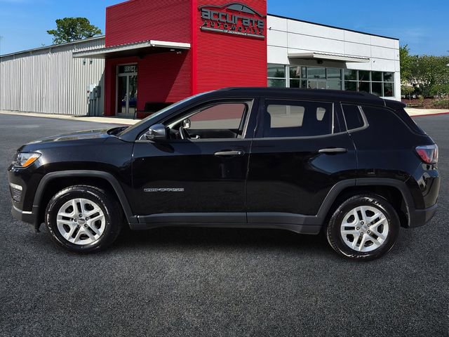 Used 2018 Jeep Compass Sport image 2
