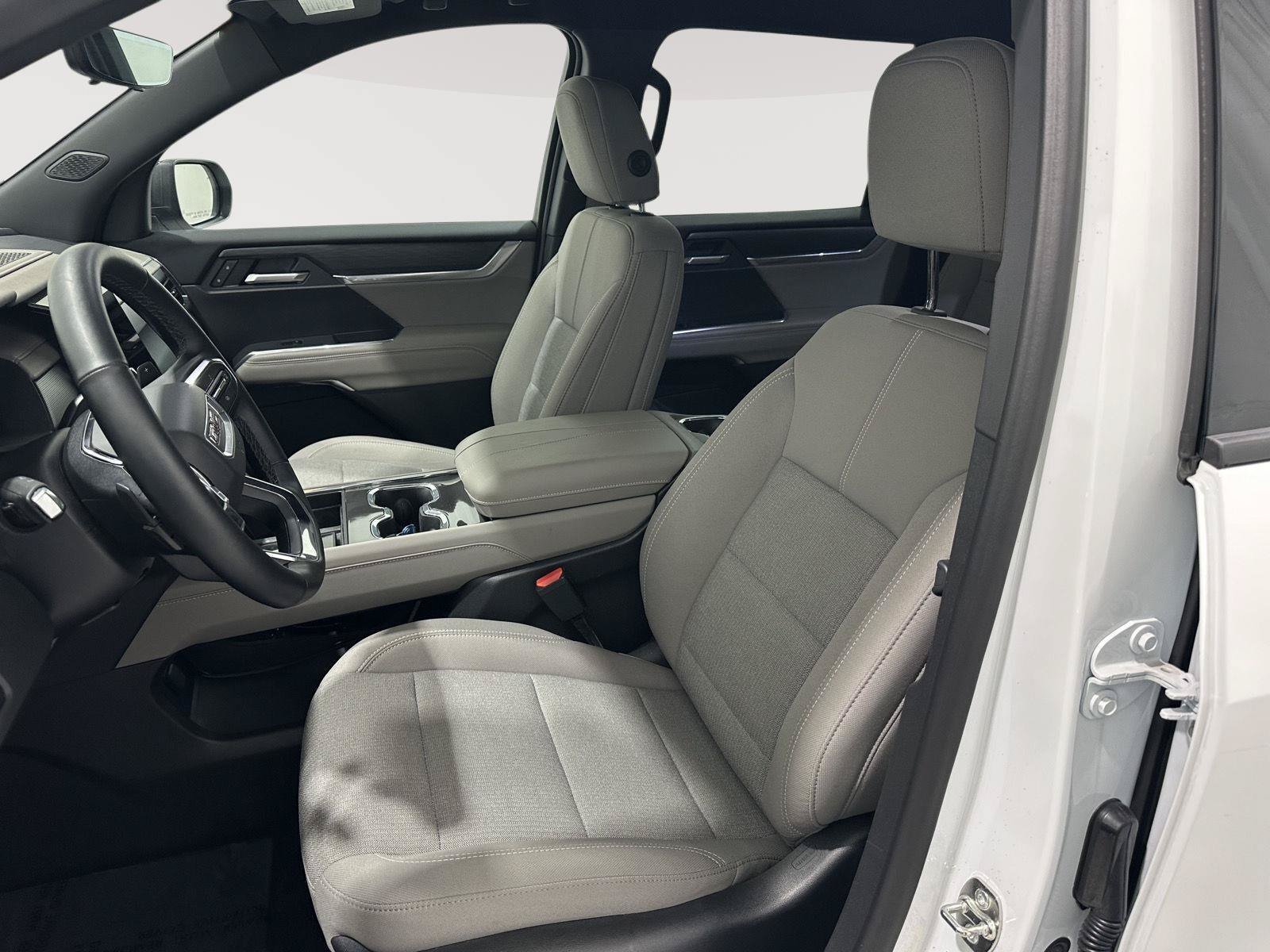 Used 2026 GMC Acadia Elevation AWD/4WD image 17