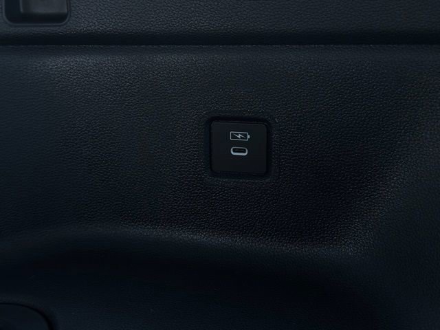 New 2025 Honda Pilot Touring image 24