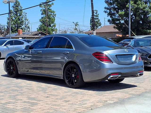 Used 2018 Mercedes-Benz S 560 Sedan image 3