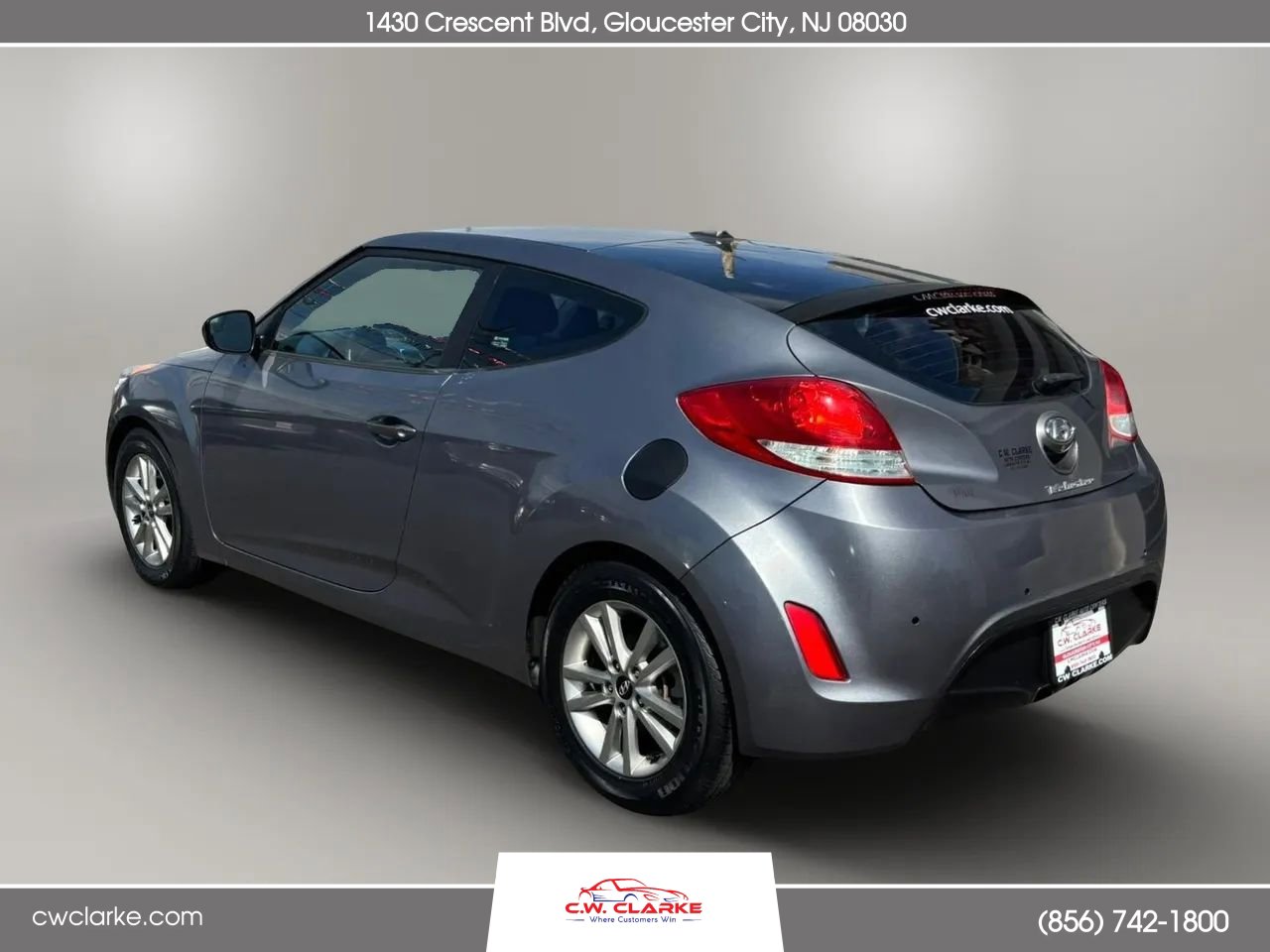 Used 2016 Hyundai Veloster image 8