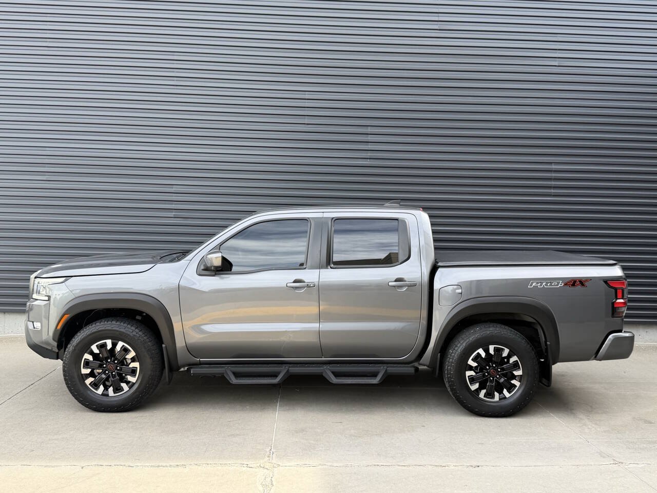 Used 2023 Nissan Frontier PRO-4X w/ Pro Convenience Package AWD/4WD image 10