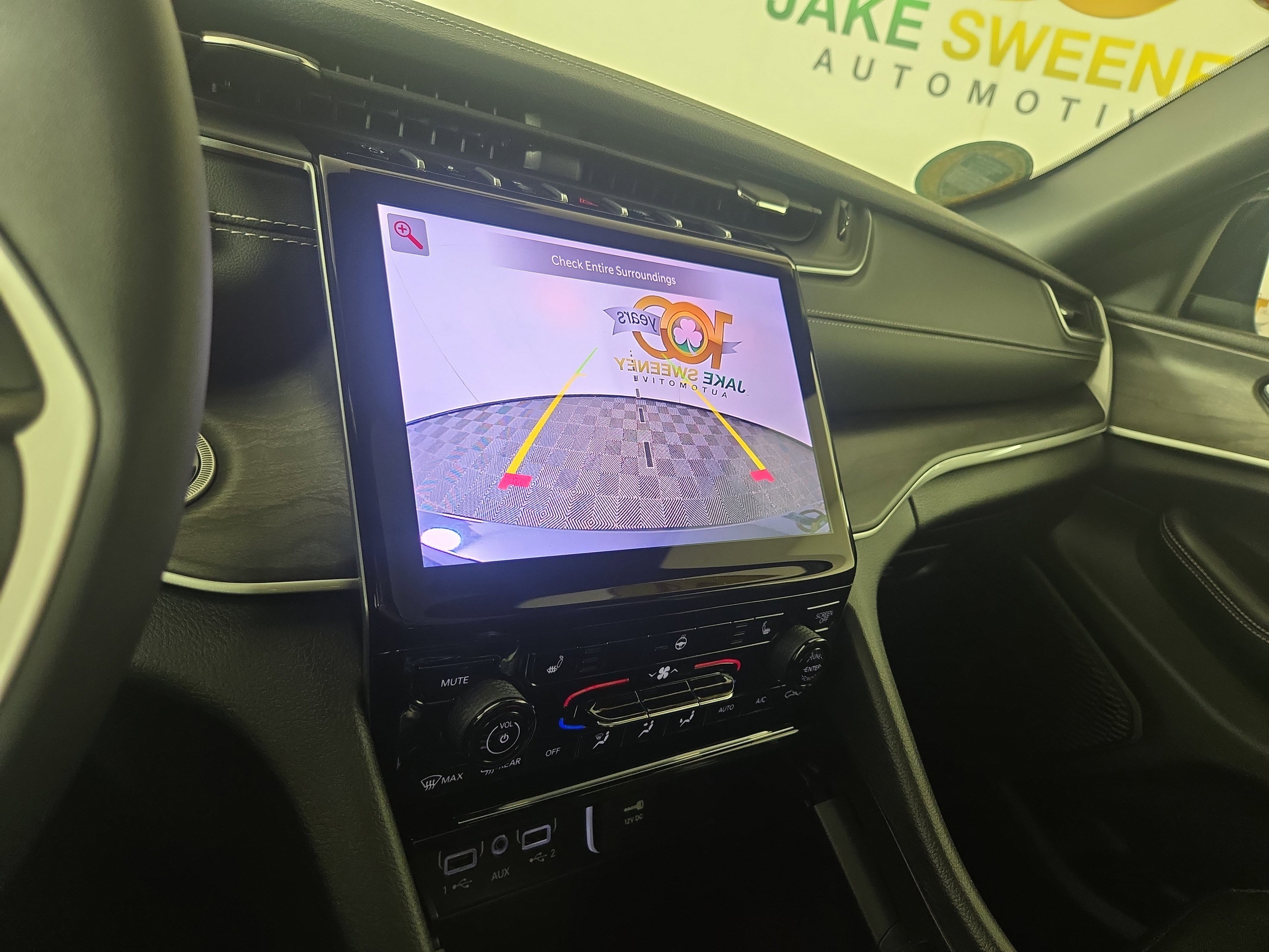 Certified 2024 Jeep Grand Cherokee L Limited image 23