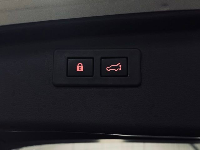 Used 2023 Subaru Outback Limited AWD/4WD image 14