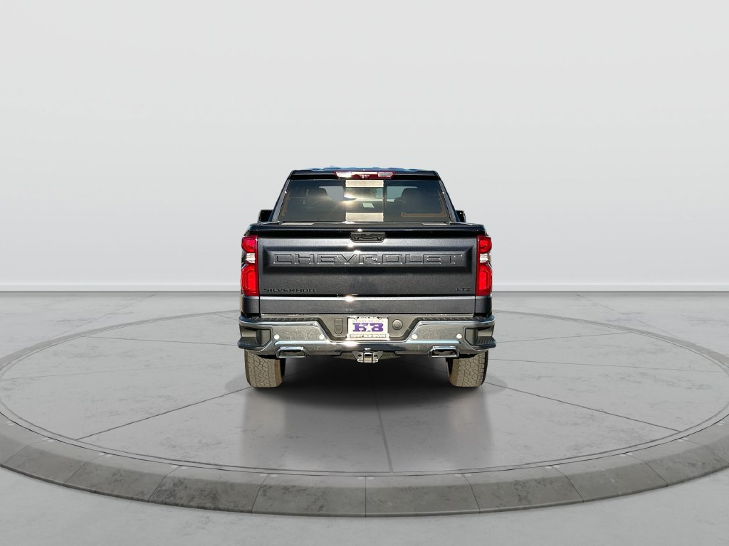 Used 2023 Chevrolet Silverado 1500 LTZ w/ Technology Package AWD/4WD image 7
