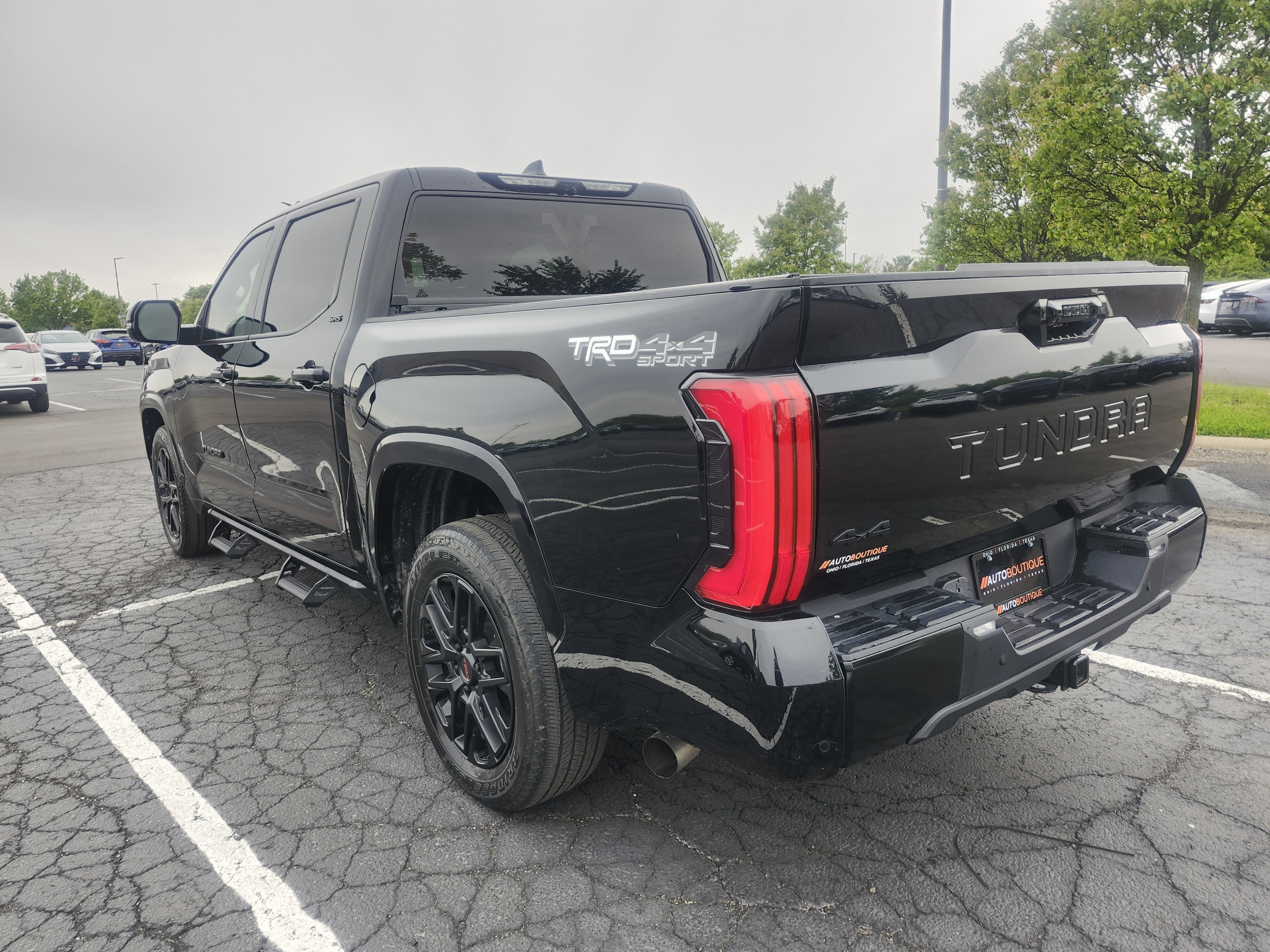 Used 2022 Toyota Tundra SR5 w/ TRD Sport Premium Package AWD/4WD image 19