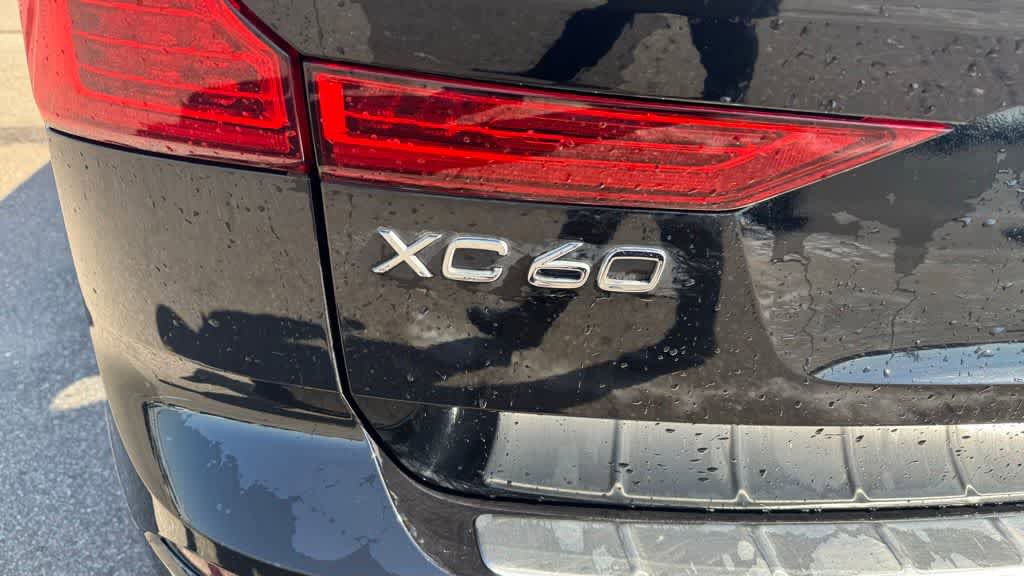 Used 2023 Volvo XC60 B5 Plus w/ Protection Package Premier FWD image 14