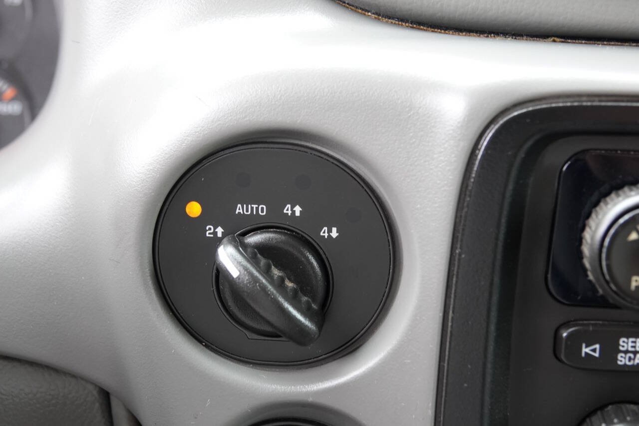 Used 2007 Chevrolet TrailBlazer LS w/ LS Preferred Equipment Group AWD/4WD image 5