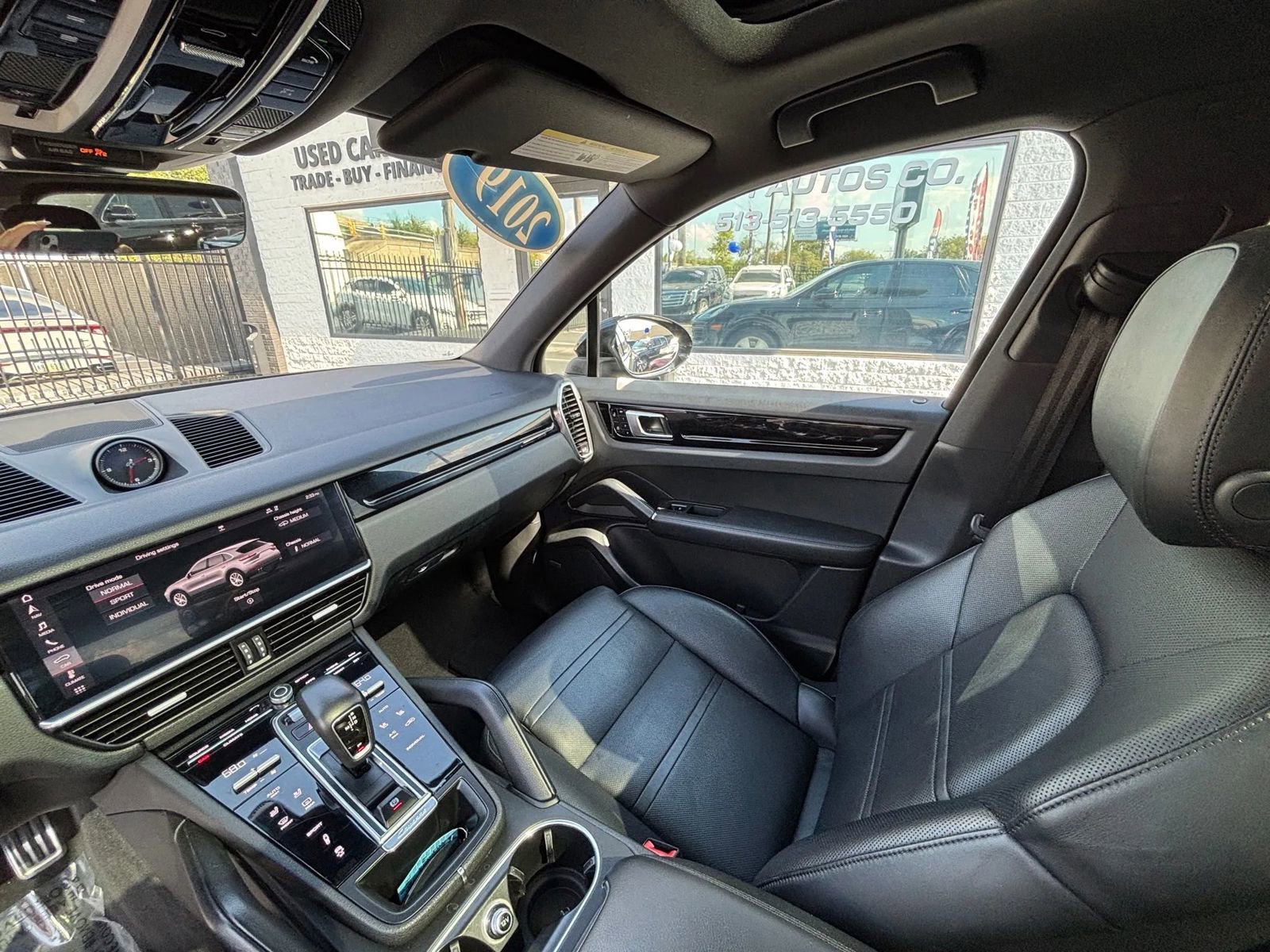 Used 2019 Porsche Cayenne S image 30