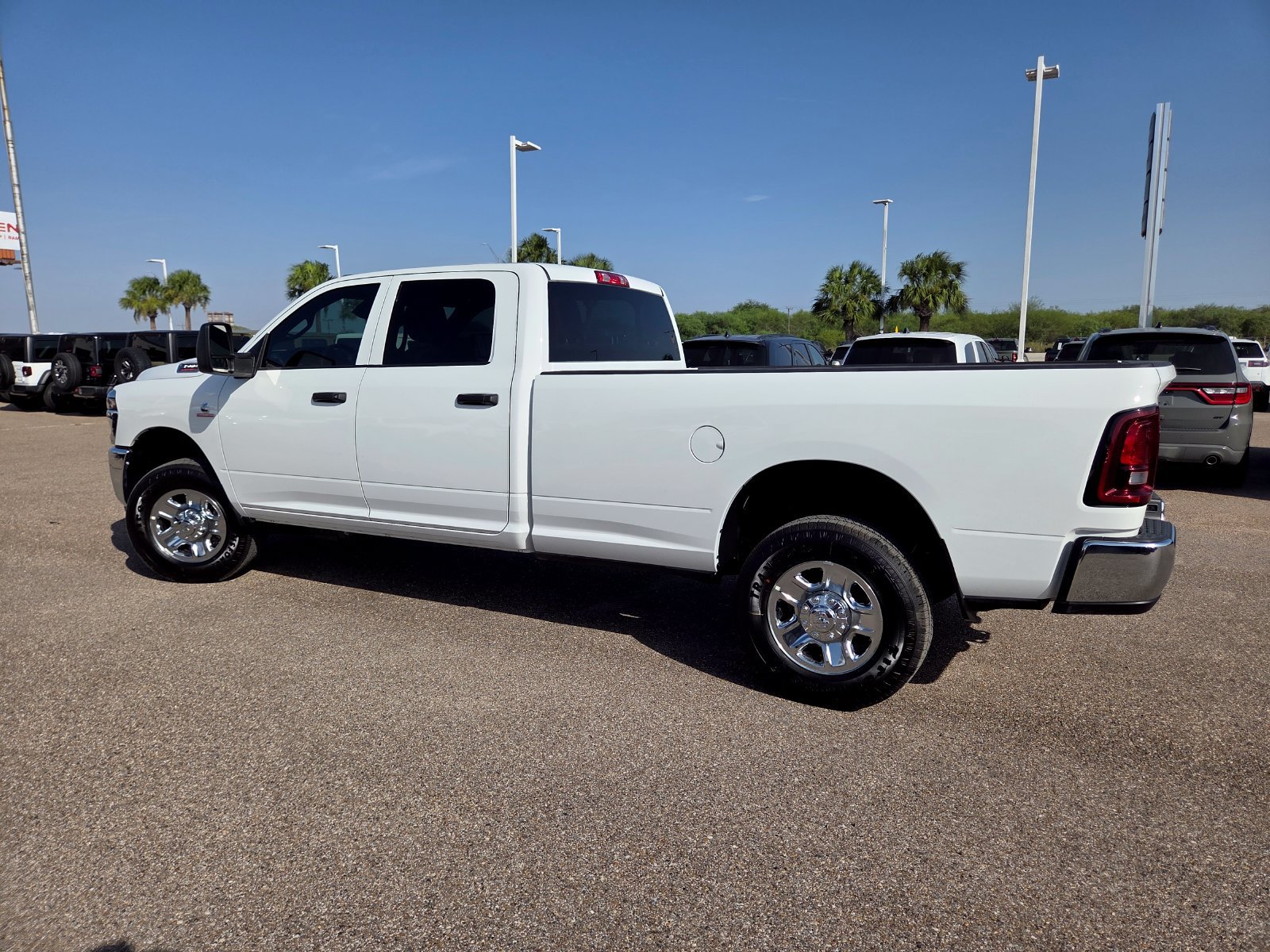 New 2026 RAM 3500 Tradesman w/ Chrome Appearance Group A AWD/4WD image 5