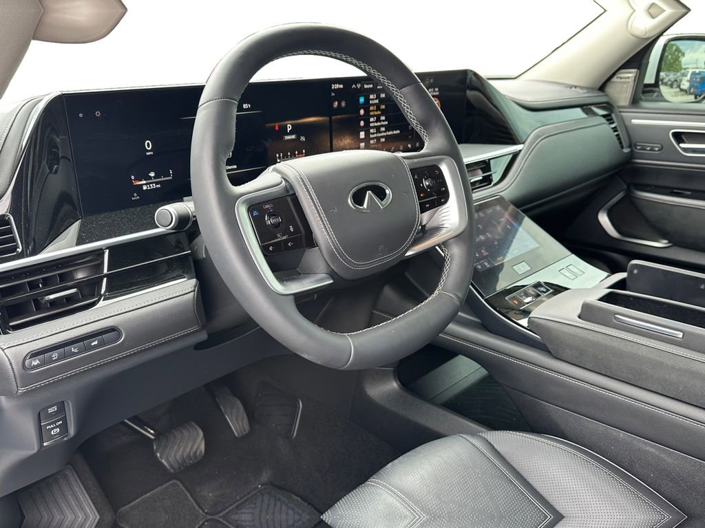 Used 2025 INFINITI QX80 Sensory AWD/4WD image 14