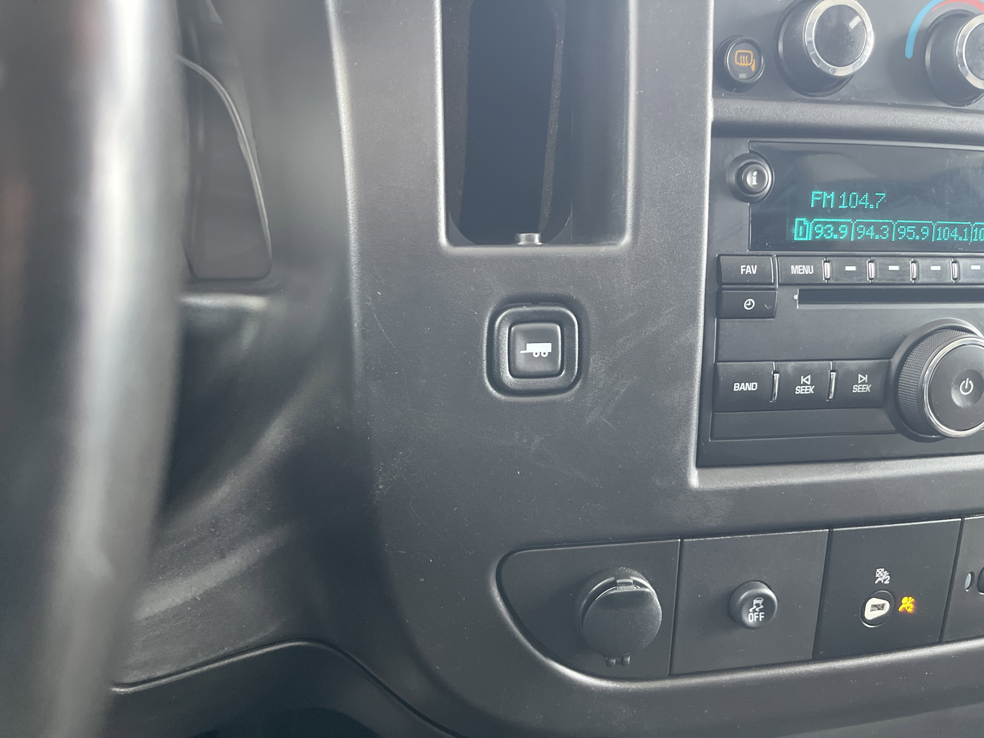 Used 2019 Chevrolet Express 2500 image 18