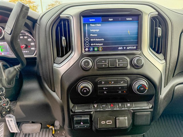 Used 2023 Chevrolet Silverado 3500 LT image 13