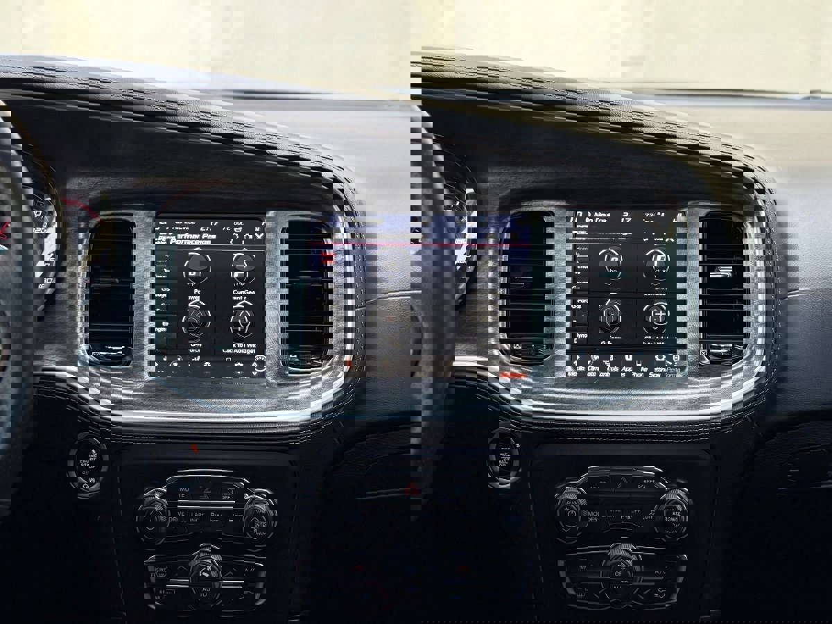 Used 2022 Dodge Charger Scat Pack w/ Daytona Edition Group RWD image 21