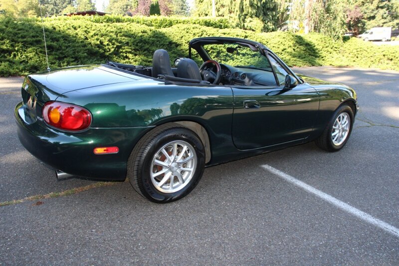 Used 1999 MAZDA MX-5 Miata RWD image 3