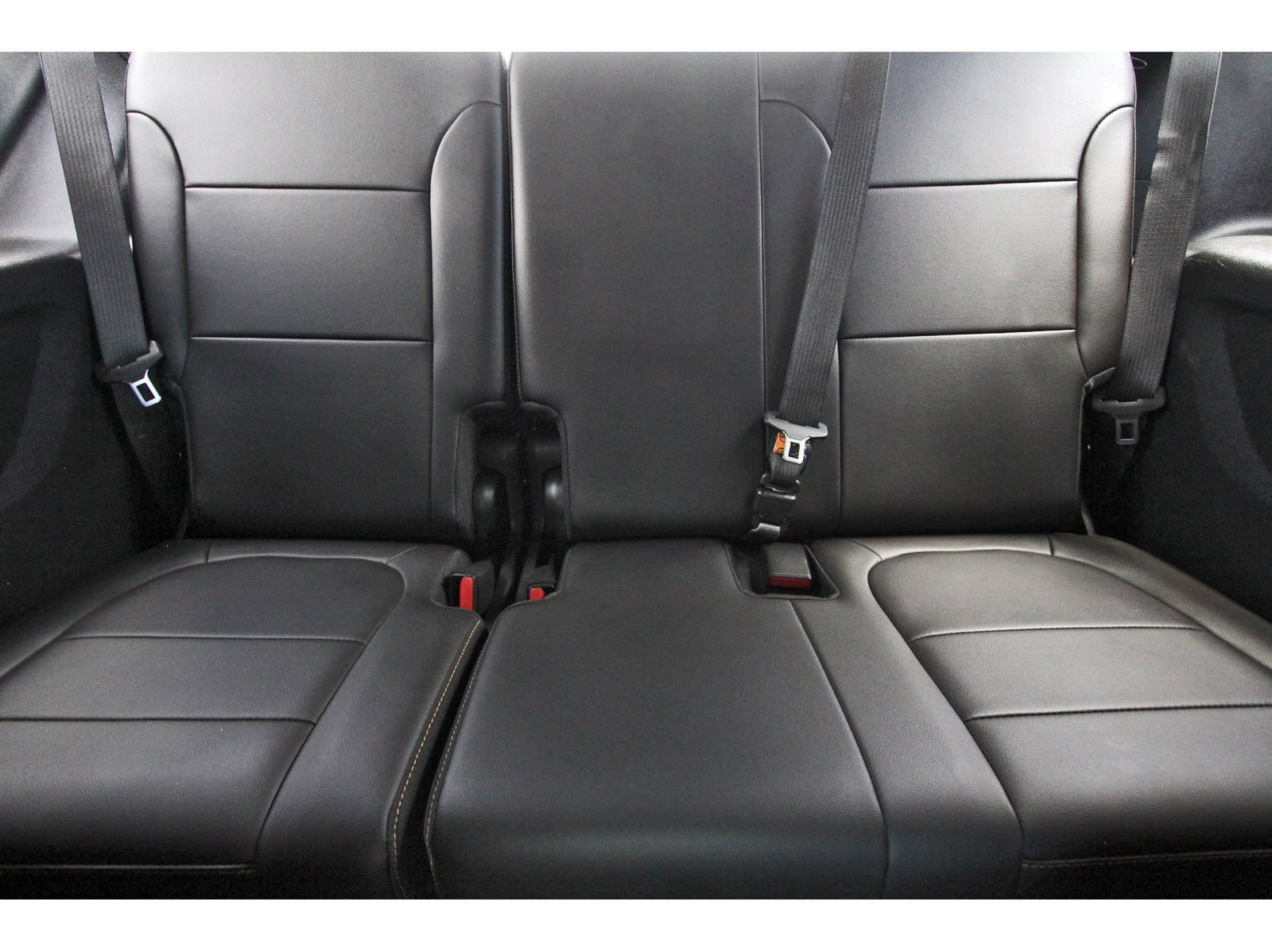Used 2021 Chevrolet Traverse Premier w/ LPO, Floor Liner Package FWD image 16
