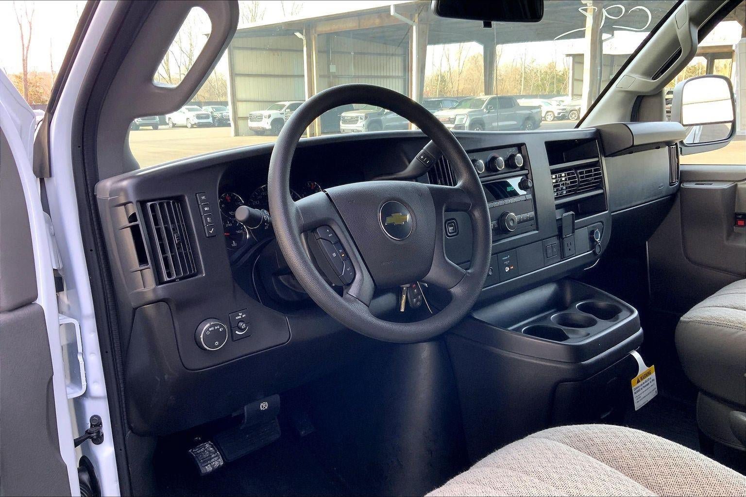 New 2026 Chevrolet Express 2500 w/ Enhanced Convenience Package RWD image 7