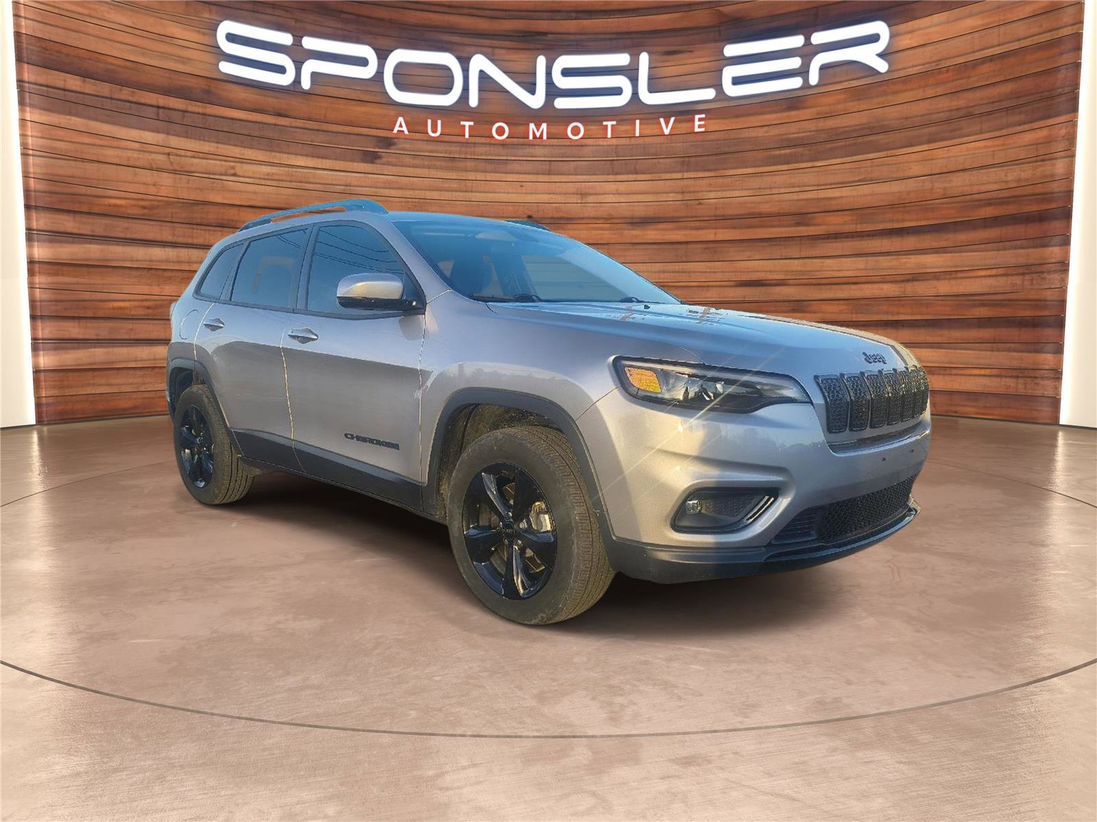 Used 2020 Jeep Cherokee Latitude Plus image 8