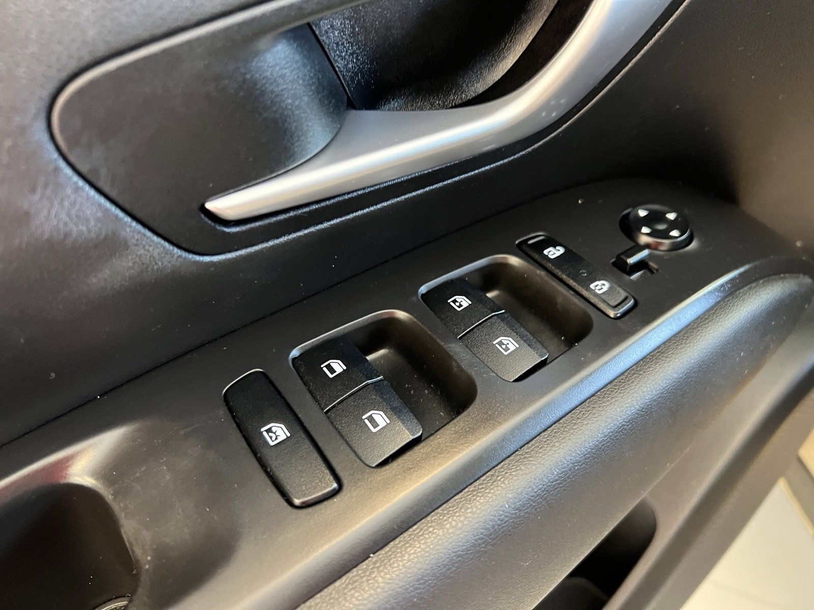 Used 2023 Hyundai Santa Cruz SEL w/ Activity Package image 33