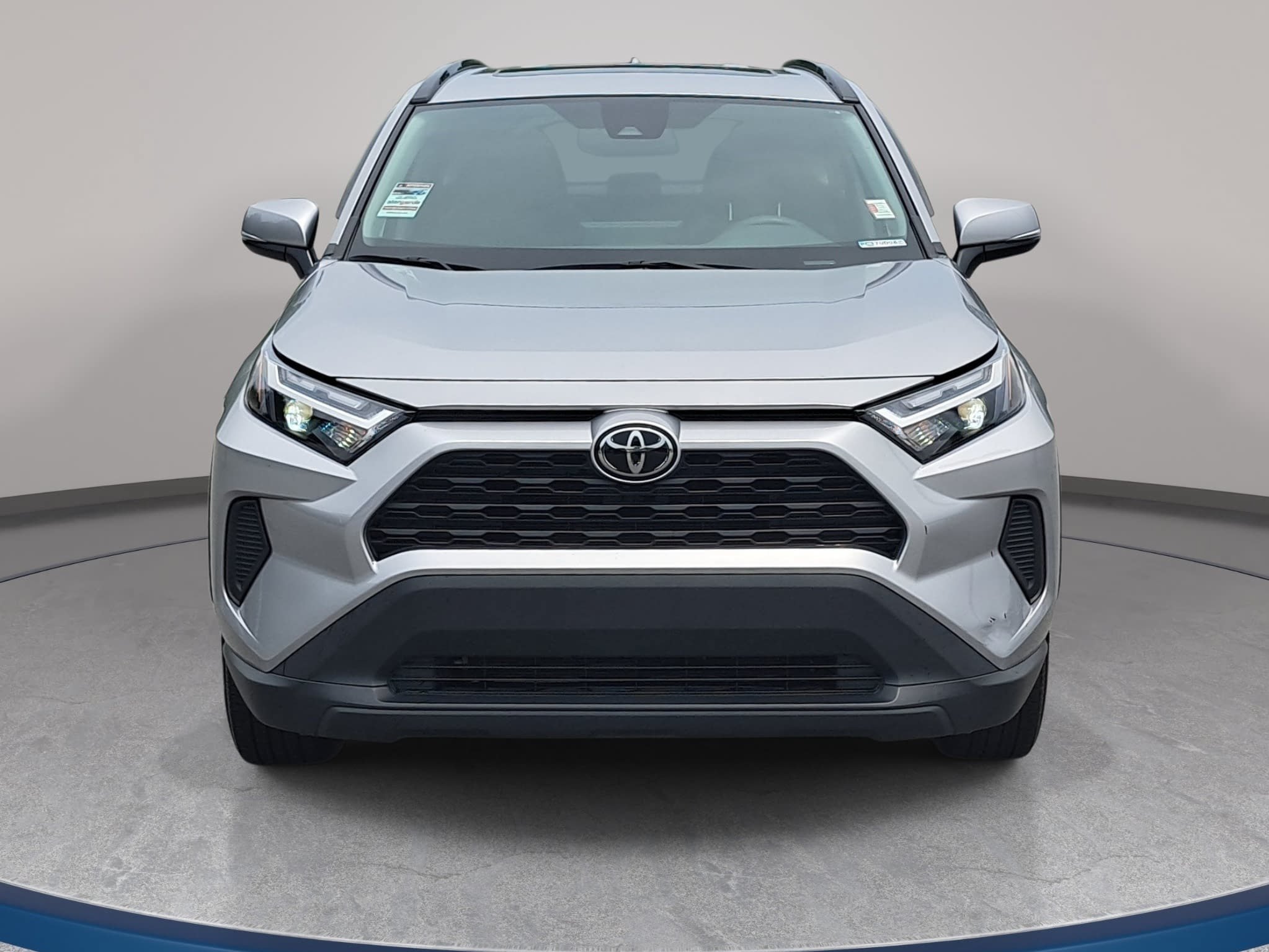 Used 2023 Toyota RAV4 XLE w/ Convenience Package AWD/4WD image 2