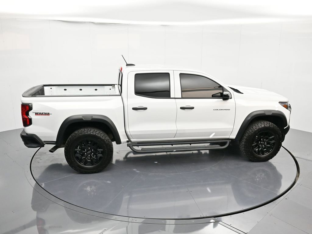 Certified 2024 Chevrolet Colorado Trail Boss w/ Advanced Trailering Package image 32