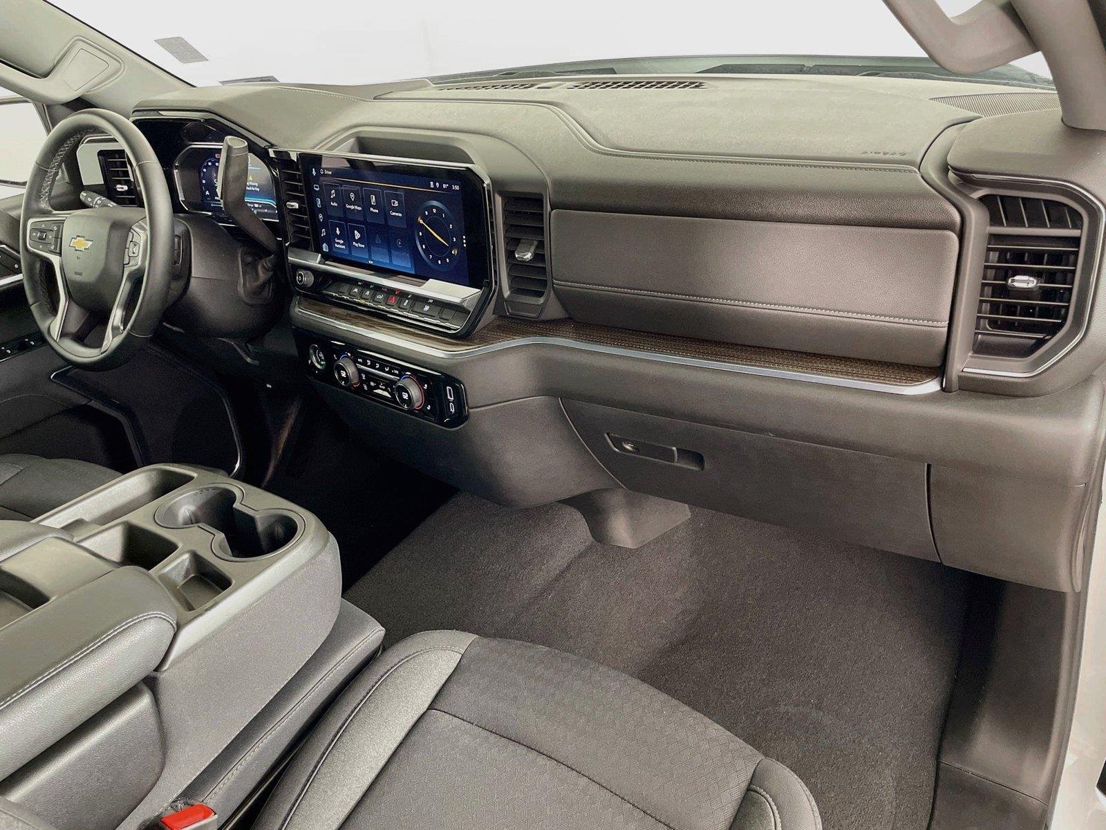 Used 2024 Chevrolet Silverado 1500 LT AWD/4WD image 31