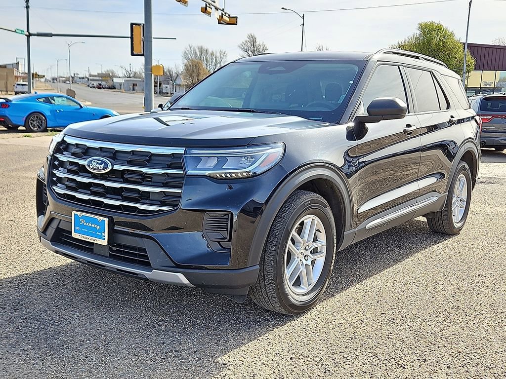 Used 2025 Ford Explorer Active