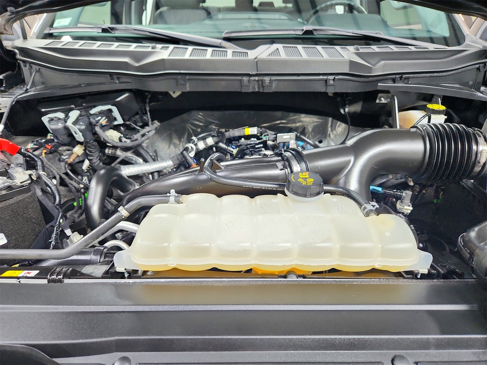 Used 2023 Ford F150 XLT w/ Equipment Group 301A Mid image 17