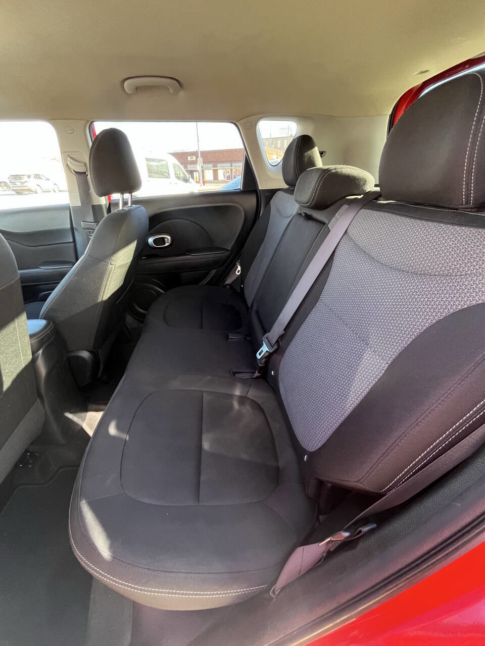 Used 2018 Kia Soul + FWD image 25