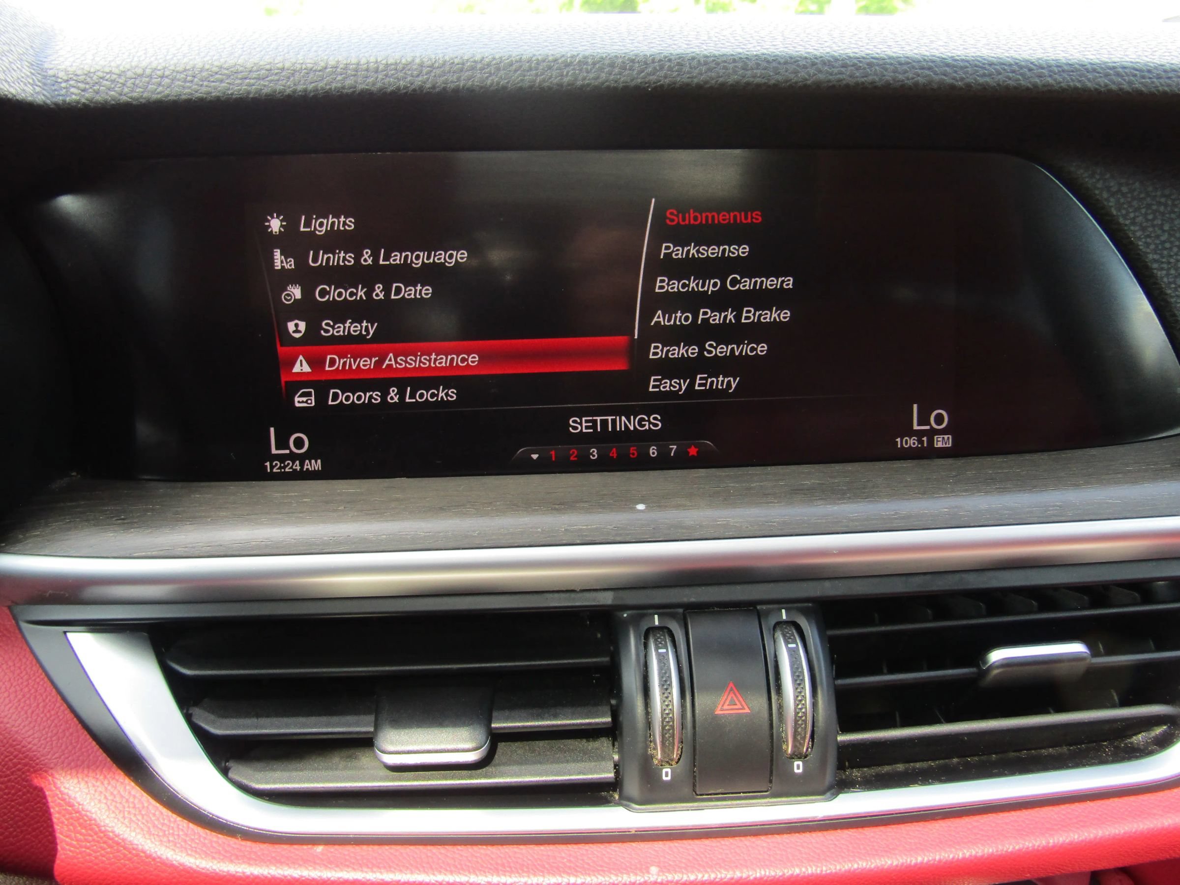 Used 2019 Alfa Romeo Stelvio Ti AWD/4WD image 27