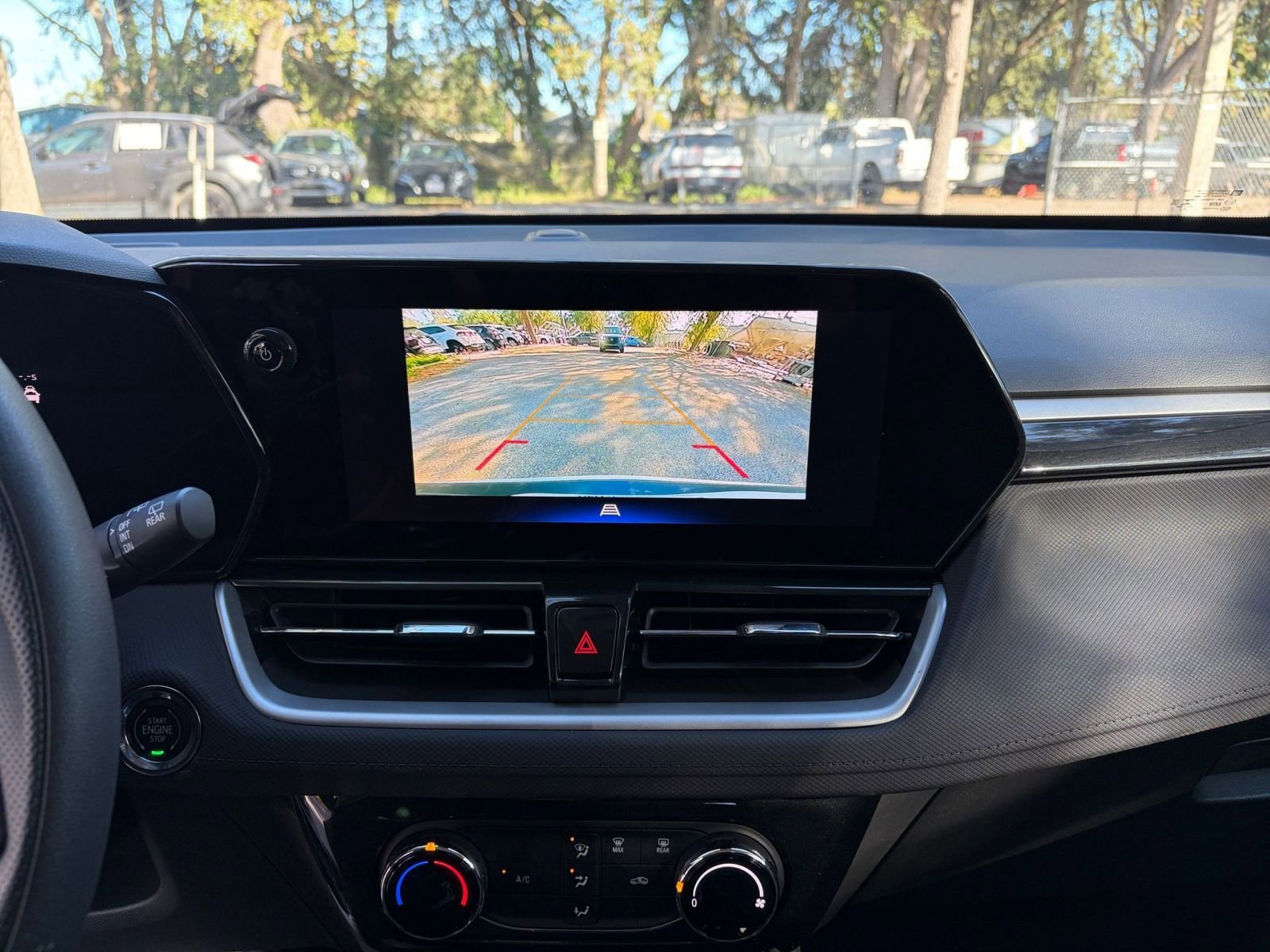 Used 2025 Chevrolet TrailBlazer LT image 17