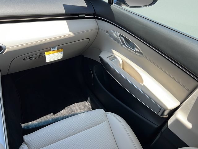 Certified 2026 Genesis GV70 2.5T Select AWD/4WD image 12