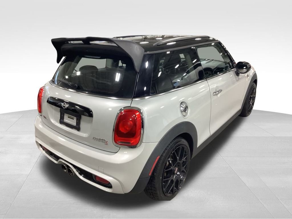 Used 2017 MINI Cooper S image 7