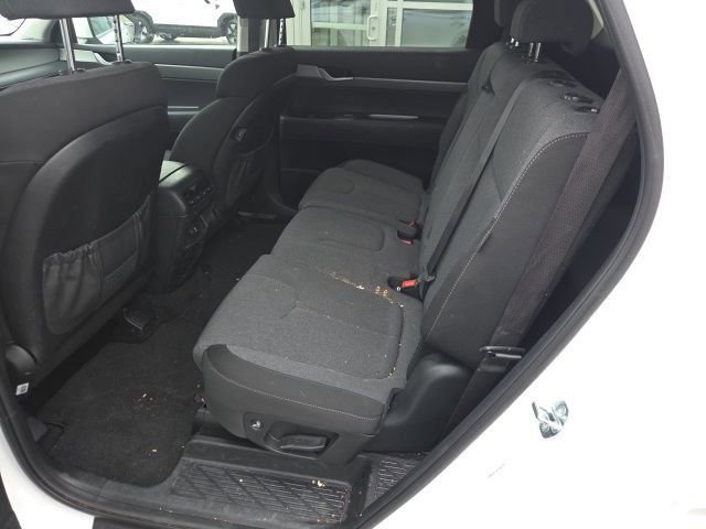 Used 2025 Hyundai Palisade SE FWD image 6