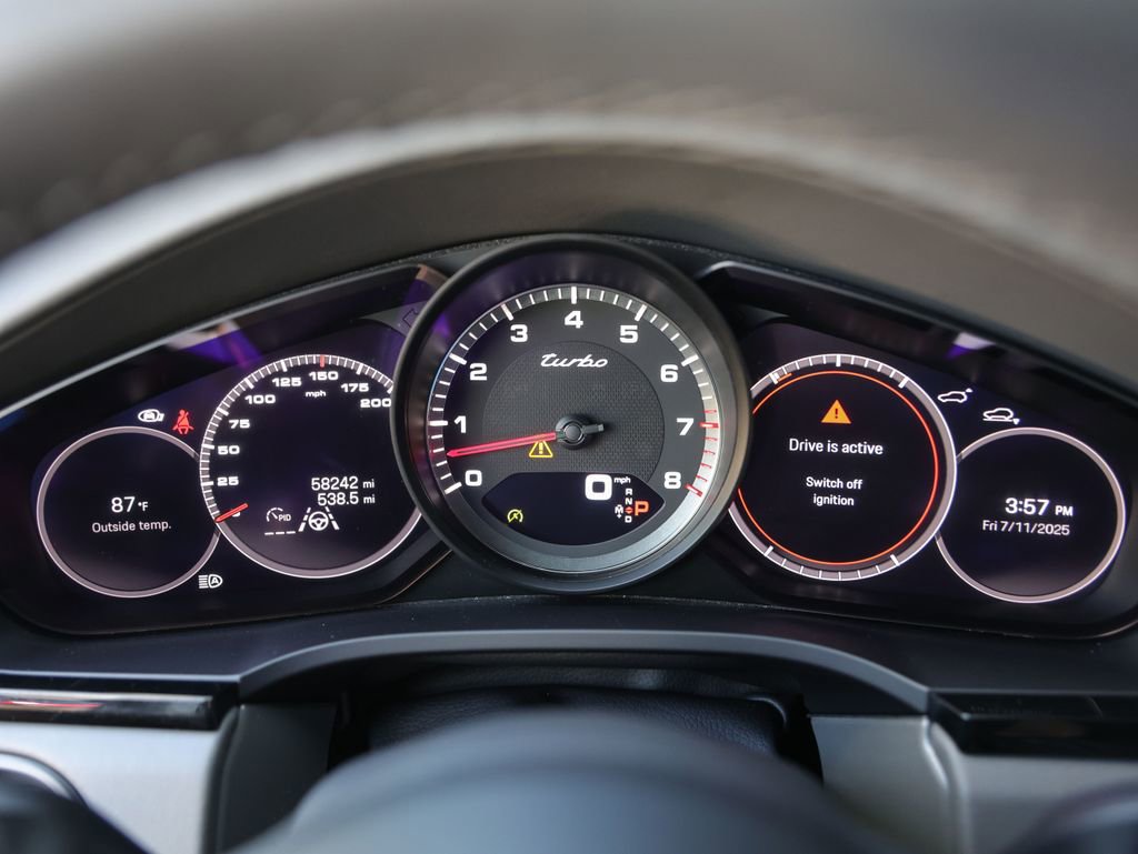 Certified 2022 Porsche Cayenne Turbo AWD/4WD image 15