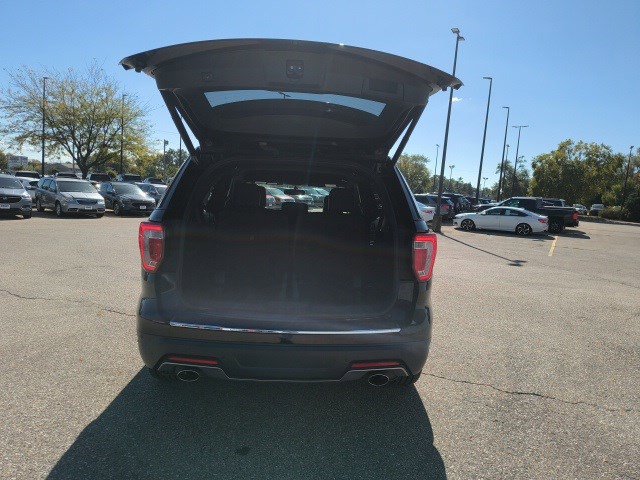 Used 2018 Ford Explorer Limited image 15