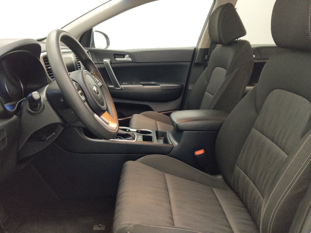 Used 2020 Kia Sportage LX FWD image 17