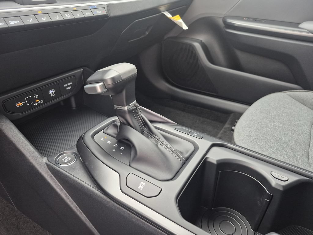 New 2026 Kia K4 FWD image 9