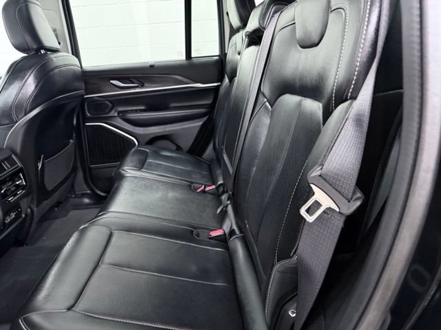 Used 2022 Jeep Grand Cherokee Limited 4xe w/ Luxury Tech Group II AWD/4WD image 25
