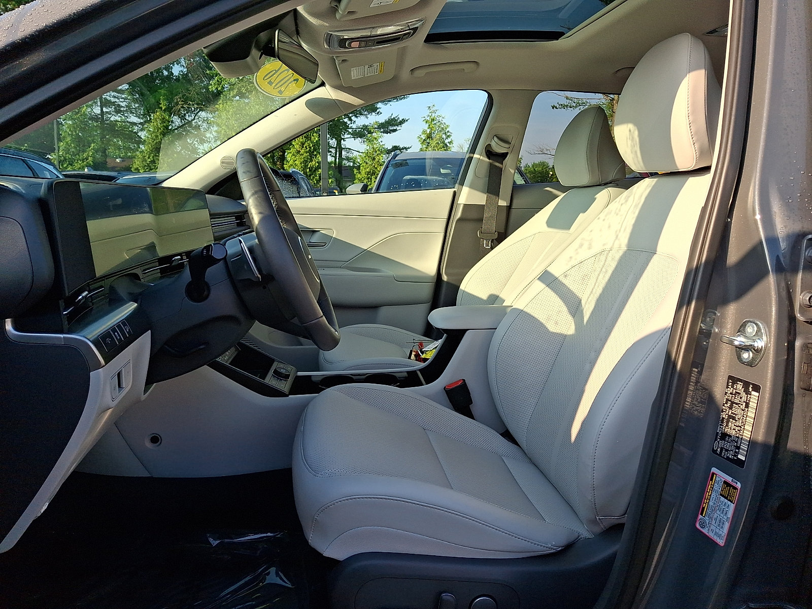 Used 2026 Hyundai Kona Limited FWD image 13