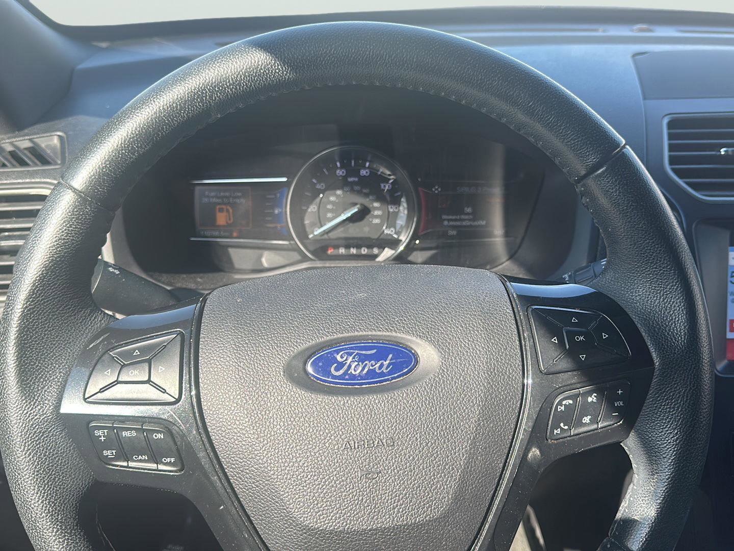 Used 2018 Ford Explorer XLT w/ Equipment Group 201A image 17