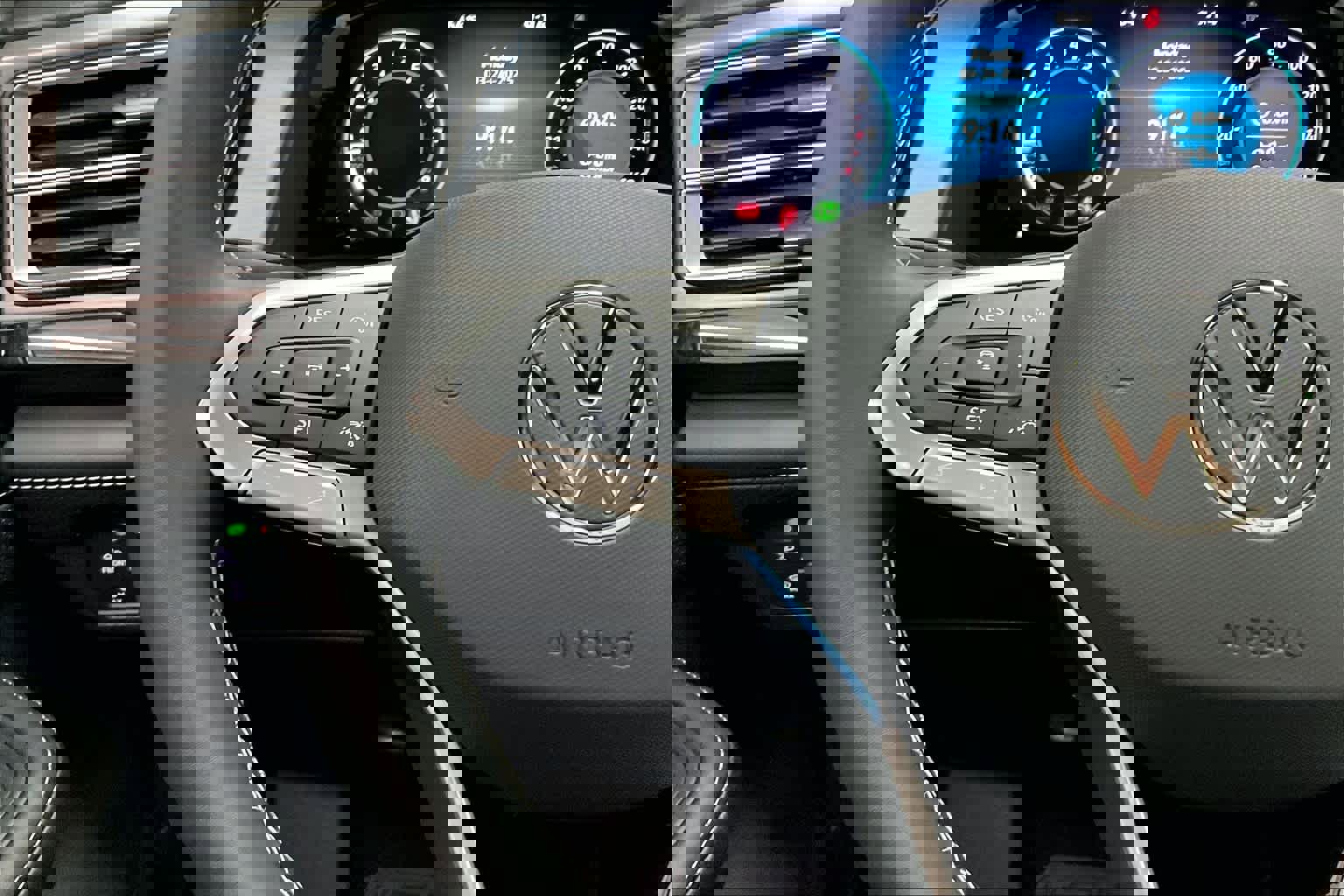 New 2025 Volkswagen Atlas Cross Sport SE image 17